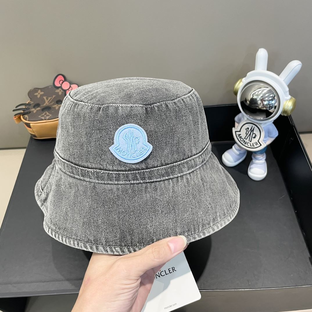 Moncler Caps